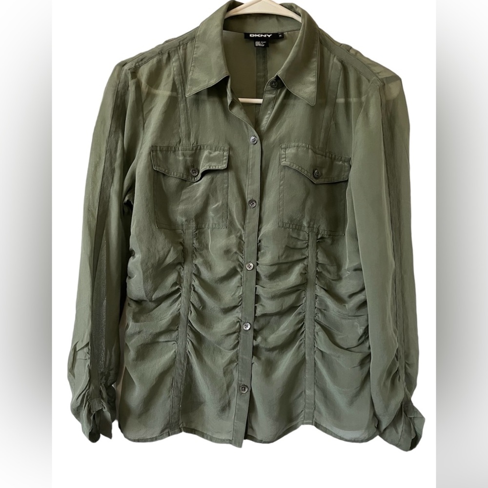DKNY 100% Silk Green Women’s Button Up, Long Sleeve, Collared Shirt Sz S